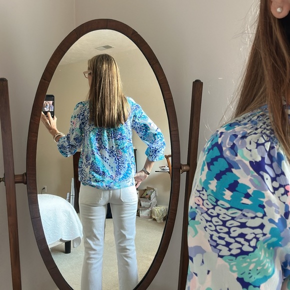 EUC: Lilly Pulitzer XS Elsa Silk Top Blouse Turquoise Oasis Wave after Wave🔥🤩 - Picture 15 of 15